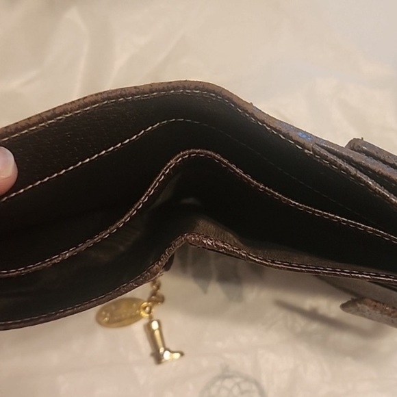 Gucci Vintage Rare wallet w/attached boot charm - Picture 7 of 16